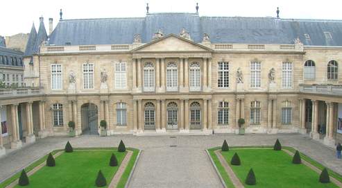 Depuis deux cents ans, les Archives nationales sont conservées à l'hôtel particulier de Soubise (ci-dessus), situé en plein cœur du Marais à Paris. Crédit photo : Archives nationales.